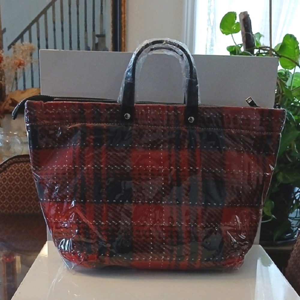 Design Lab Lord & Taylor Red and Black Tote NWT